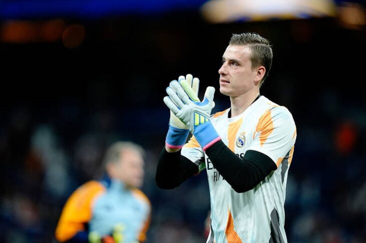 Новини спорту - Агент Луніна поділився інформацією про можливий трансфер воротаря