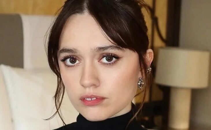 Новини культури - Акторка Еймі Лу Вуд відповіла SNL на глузування з її зубів
