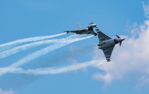 Новини світу - Британія та США завдали ударів по хуситах у Ємені