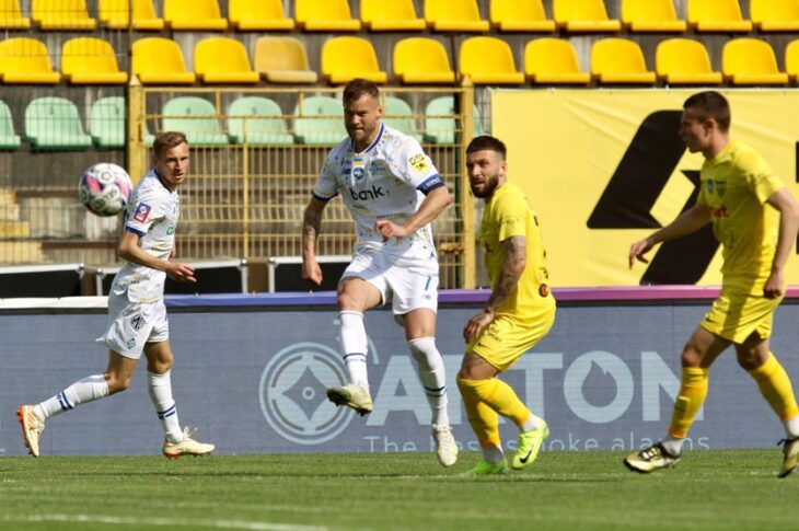 Новини спорту - Динамо розгромило Буковину і стало першим фіналістом Кубка України