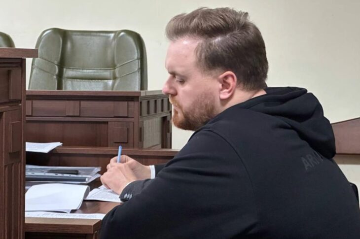 Новини України - Ексведучий каналів Медведчука вийшов з СІЗО під багатомільйонну заставу