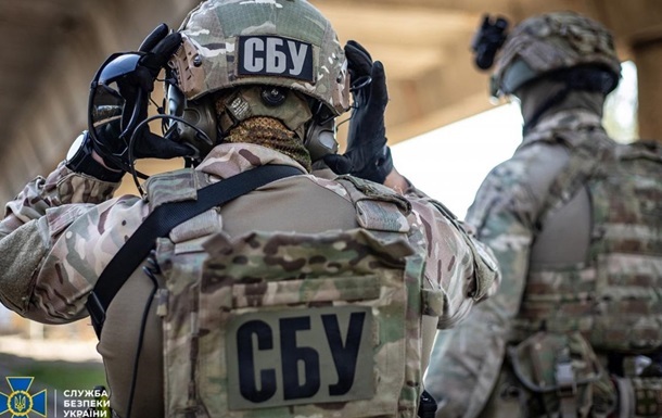 Новини України - Гуляла з дитиною та коригувала удари: на Житомирщині затримали агентку РФ