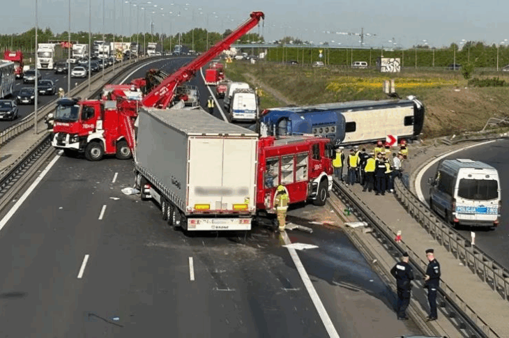 Новини України - Під Варшавою сталася ДТП за участю автобуса і вантажівки, водій - українець