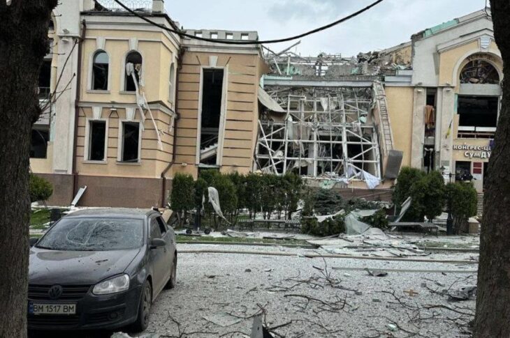 Новини України - Ракетний удар РФ по Сумах: фото і відео руйнувань