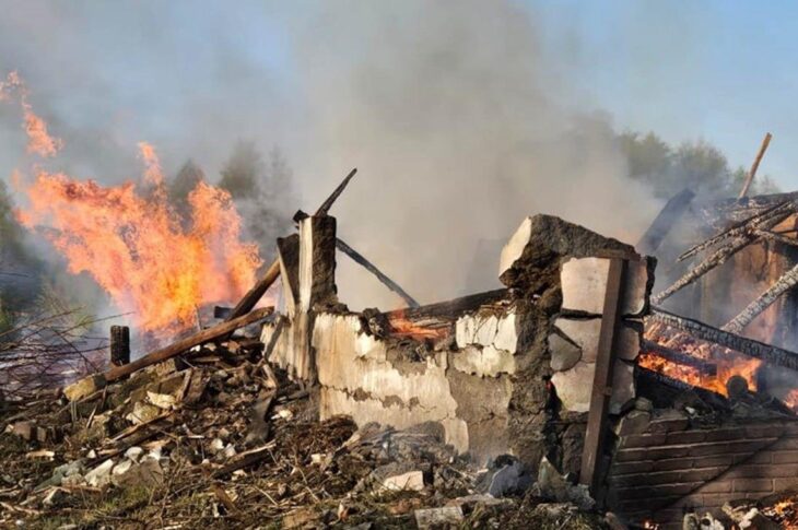 Новини України - Росіяни вбили батька і сина у селищі під Лиманом