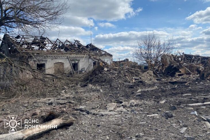 Новини України - Росіяни вдарили по Новохатському на Донеччині: є жертва та поранені