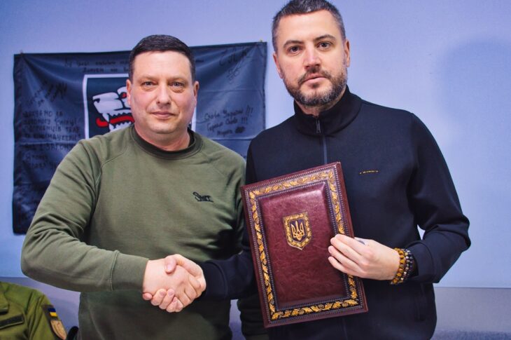 Новини України - Спілка підприємців теле- та кіноіндустрії підписала меморандум про співпрацю з 1020 зенітним ракетно-артилерійським полком