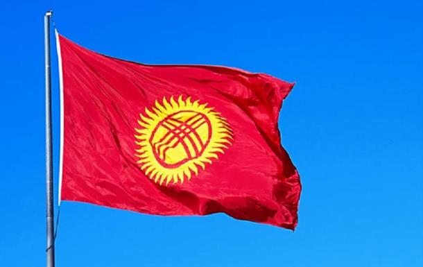 Новини світу - У Киргизстані працівницю Російського дому арештували за вербування найманці