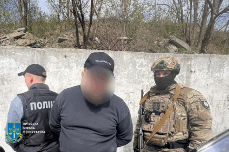 Новини України - У Києві затримали організатора незаконного виїзду за кордон