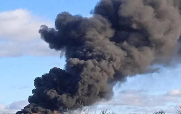 Новини України - В Курську дрони влучили у склад боєприпасів