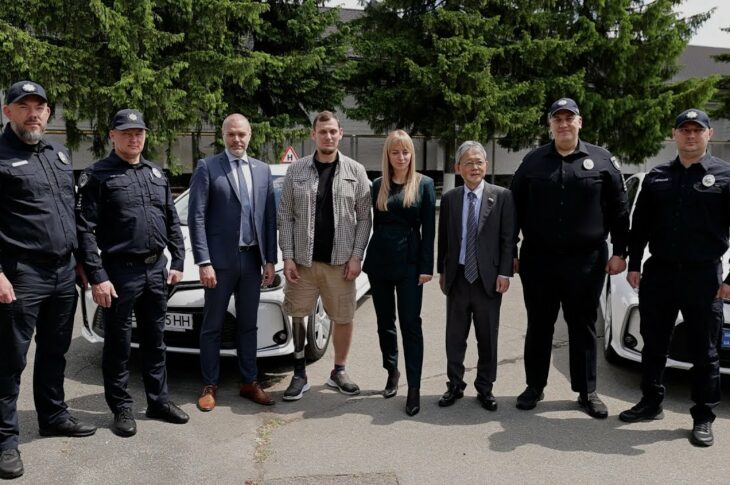 Безбар’єрні автошколи МВС отримали адаптовані автомобілі від ПРООН та Уряду Японії