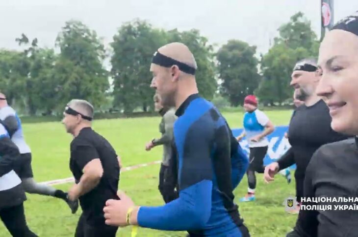 Кіберполіцейські долучилися до благодійного забігу SPARTAN KYIV 2025