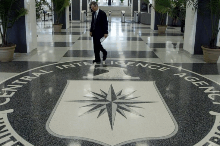 Новини світу - Білий дім скорочує тисячі співробітників спецслужб