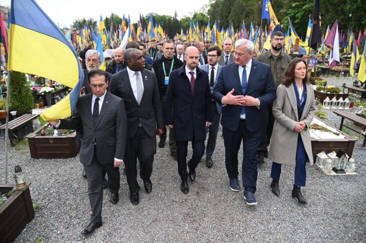 Новини України - До Львова прибули делегації 35 держав - МЗС