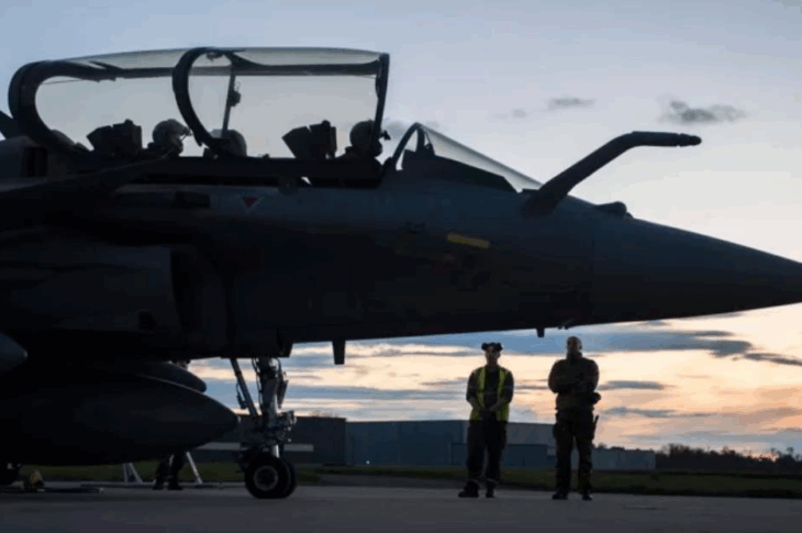 Новини світу - Франція готова обговорити розміщення своєї ядерної зброї в інших країнах ЄС