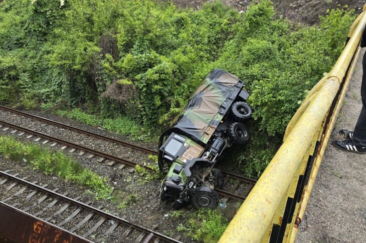 Новини світу - Французькі солдати потрапили в ДТП у Румунії