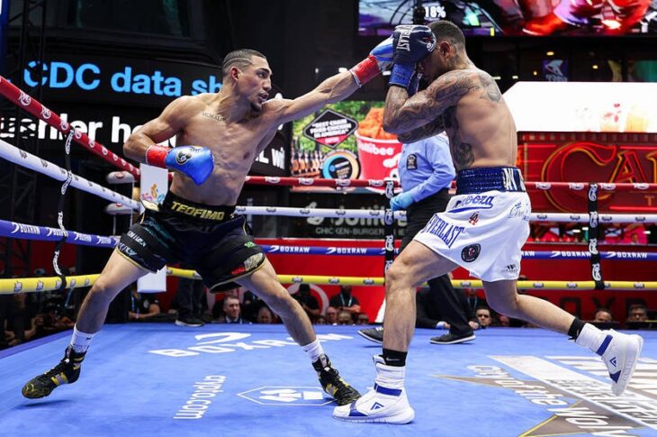 Новини спорту - Лопес успішно захистив свій титул у поєдинку проти Барбоси