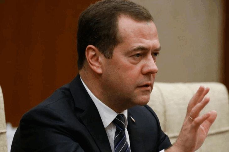 Новини світу - Медведєв різко відповів Трампу щодо участі США у Другій світовій війні
