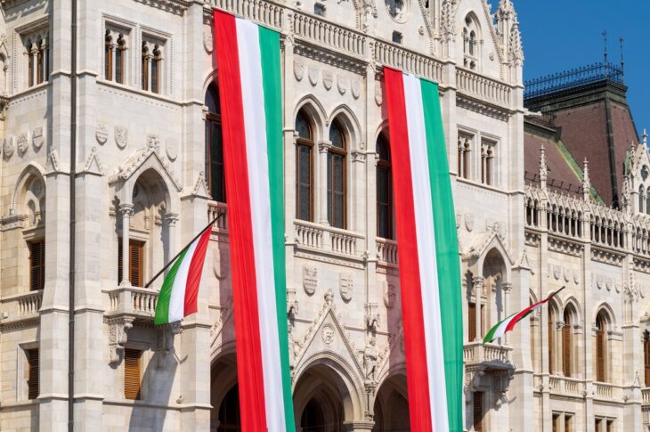 Новини світу - Опозиція в Угорщині випереджає партію Орбана на 7% - опитування