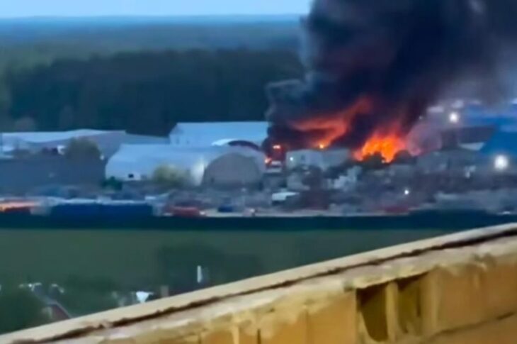 Новини світу - Під Москвою після вибухів спалахнули склади - ЗМІ