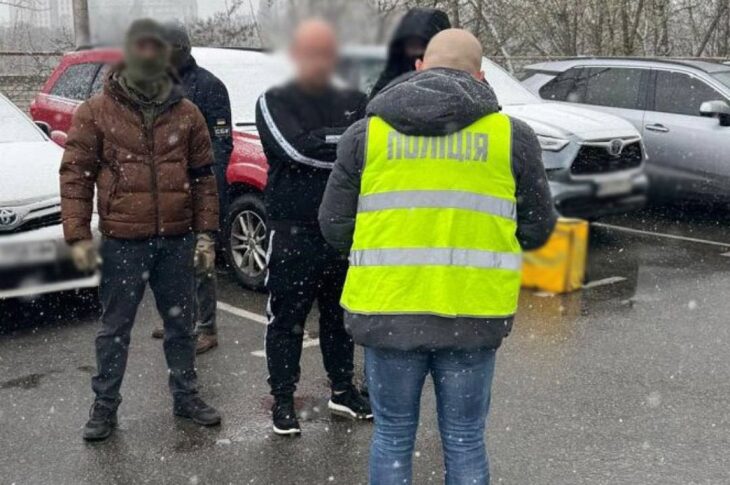 Новини Києва - Посадовцю Конституційного суду загрожує п’ять років за схему для ухилянтів