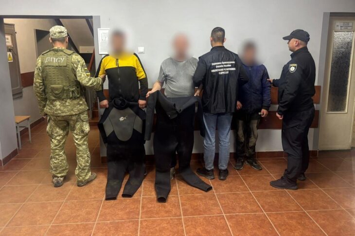 Новини України - Прикордонники затримали двох "вололазів" на Закарпатті