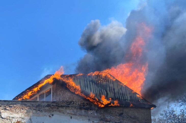 Новини України - РФ обстряляла Нікопольщину, є поранені