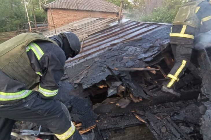 Новини України - Росіяни обстріляли Нікопольщину, є поранений