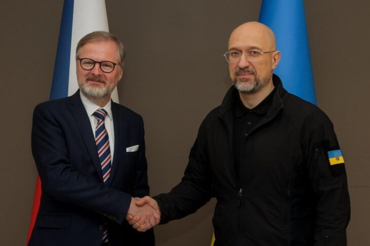 Новини України - Шмигаль зустрівся з прем'єром Чехії в Ужгороді