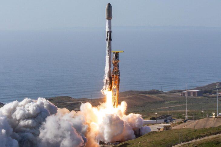 Технології - SpaceX запустила дві ракети за шість годин