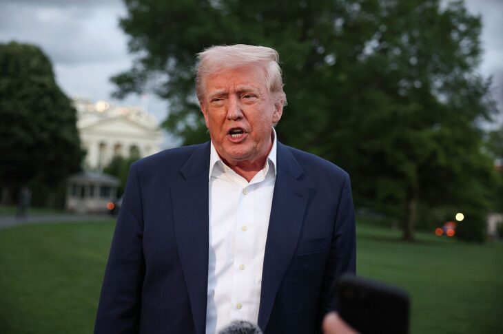 Новини світу - Трамп вимагає, щоб Україна погодилася на переговори з РФ у Туреччині