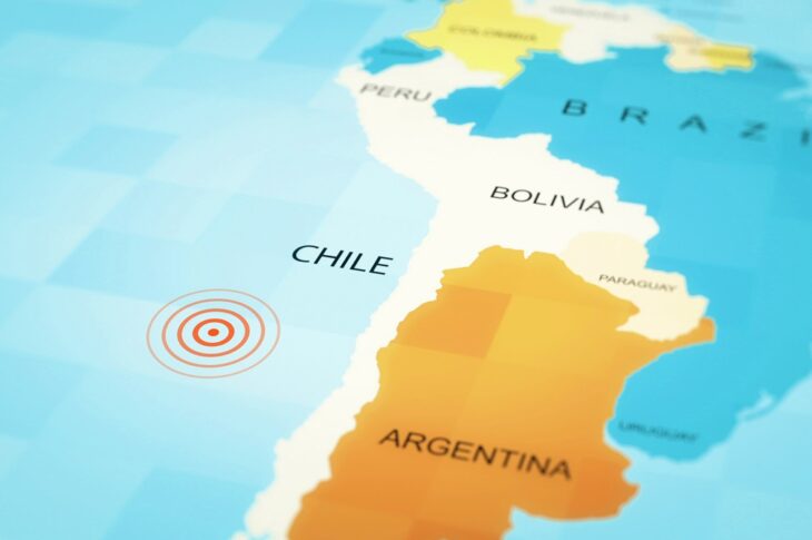 Новини світу - У Чилі попередили про загрозу цунамі після потужного землетрусу