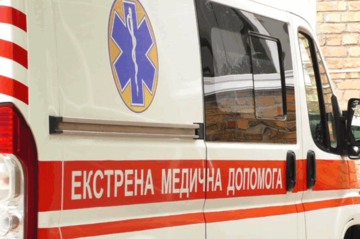 Новини України - У Харкові чоловік викликав швидку і напав на бригаду медиків