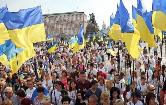 Новини України - Українці визначилися зі справедливими вироками для корупціонерів