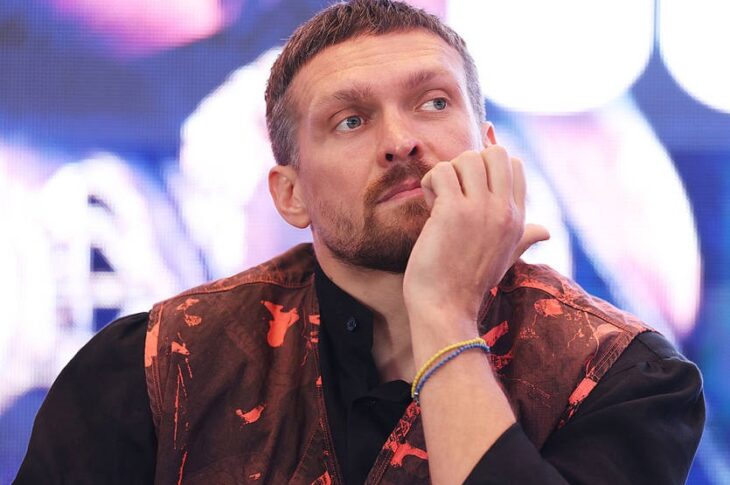 Новини спорту - Усик вирішує, хто переважить для останнього бою в рингу