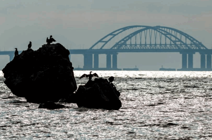 Новини України - В Криму та РФ заявили про атаку безпілотників