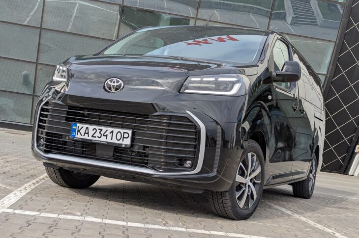 Авто новини - Великий вен та ще більші можливості: Toyota Proace і Proace Verso