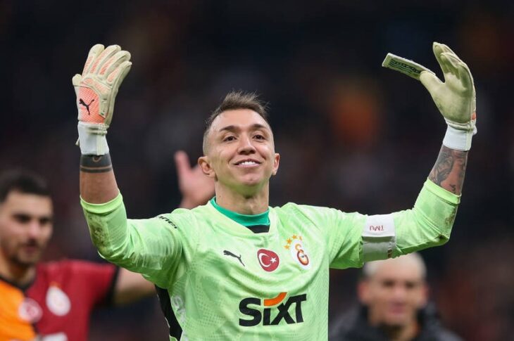 Новини спорту - Зірковий воротар покине Галатасарай після 14 років у клубі