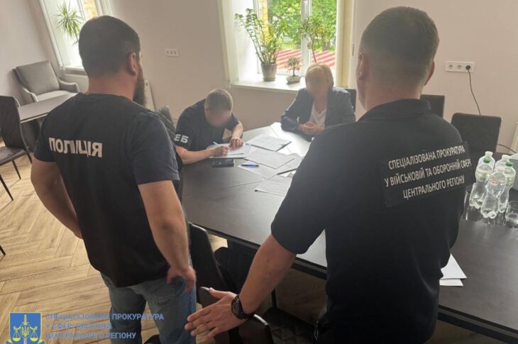 Новини бізнесу - Бухгалтера "оборонки" підозрюють в ухиленні від сплати податків на 325 млн