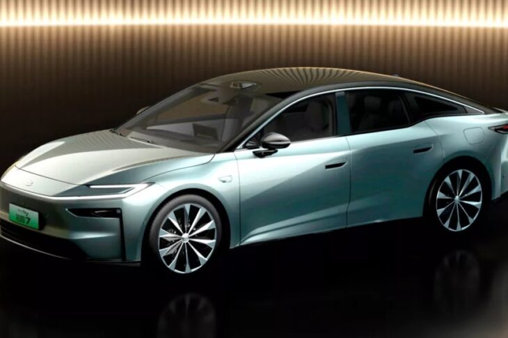 Авто новини - Флагманський електроседан Toyota отримає технології Huawei та Xiaomi