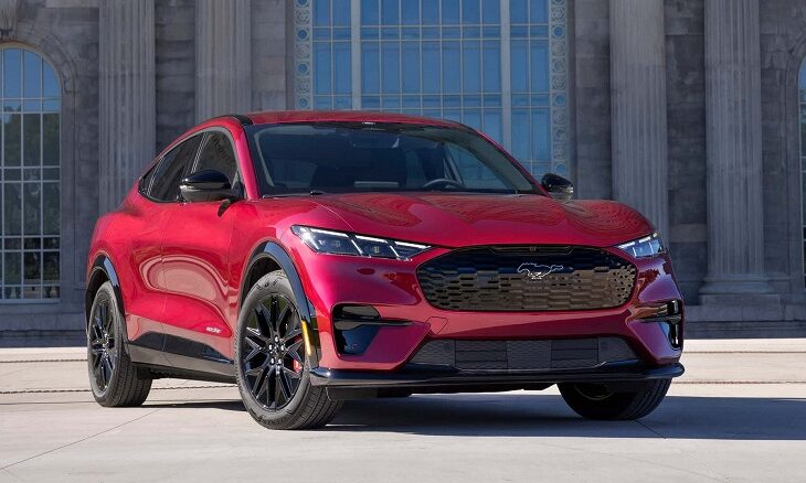 Авто новини - Ford відкликає майже 200 тисяч електрокарів через ризик блокування дверей