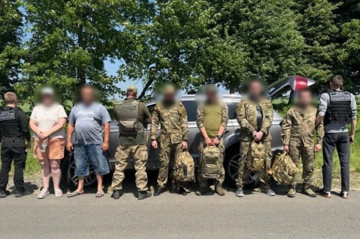 Новини України - На Одещині четверо псевдовійськових намагалась втекти за кордон