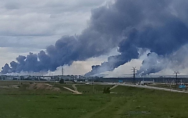 Новини України - Оприлюднено нові знімки знищених літаків Росії