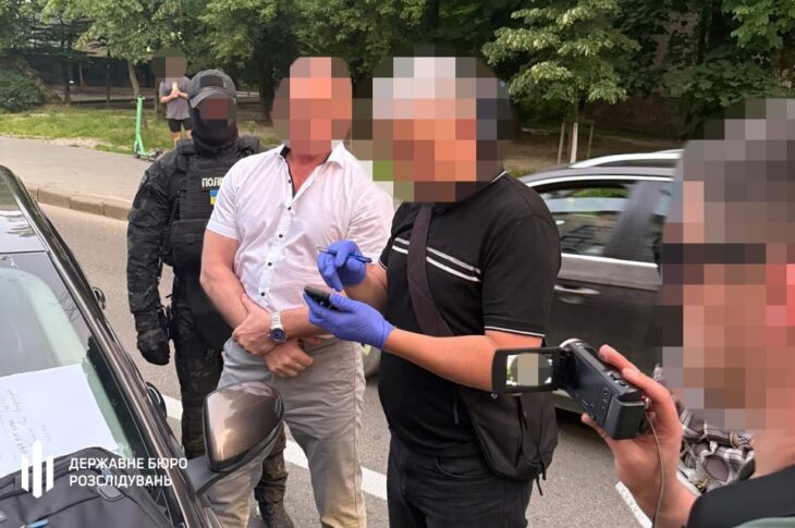 Новини України - Посадовець Служби судової охорони "торгував" працевлаштуванням