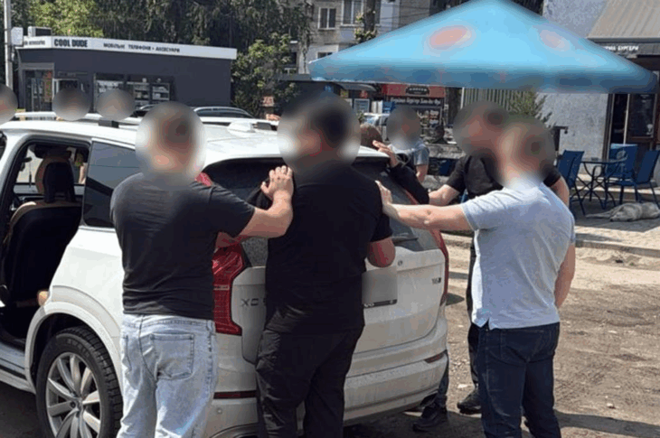 Новини України - Пропонував хабар за СЗЧ: у Львові затримали родича військового