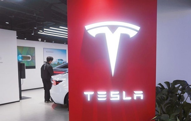 Новини бізнесу - Шведський пенсійний фонд продав всі акції Tesla