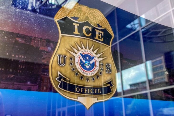 Новини України - США планують видворити 24 українців - посольство