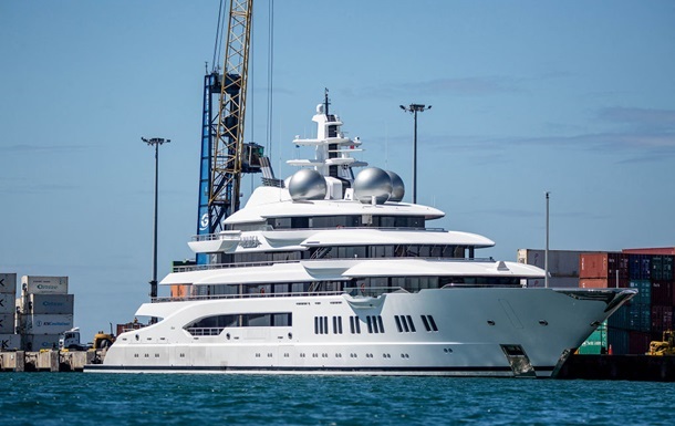 Новини бізнесу - Суд у США дозволив продати супер'яхту Керімова