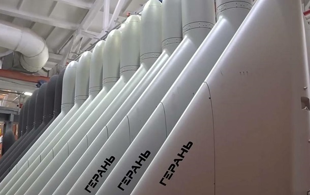 Новини світу - Тисячі робітників КНДР вироблятимуть "шахеди" в Росії - ЗМІ