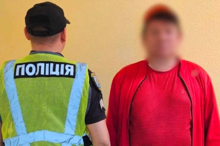 Новини Києва - У Києві 49-річний чоловік катався між вагонами метро
